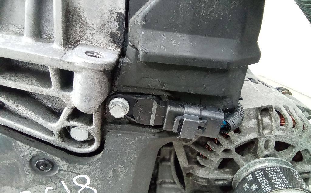 датчик распредвала Nissan Note E11 2006, 1.5 л., дизель, МКПП, 8200033686 - фото №1