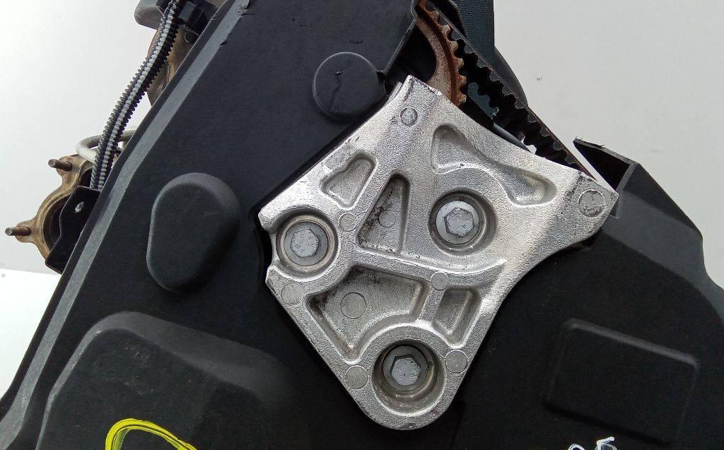 кронштейн двигателя Renault Scenic 2 поколение 2003, 1.9 л., дизель, МКПП - фото №1