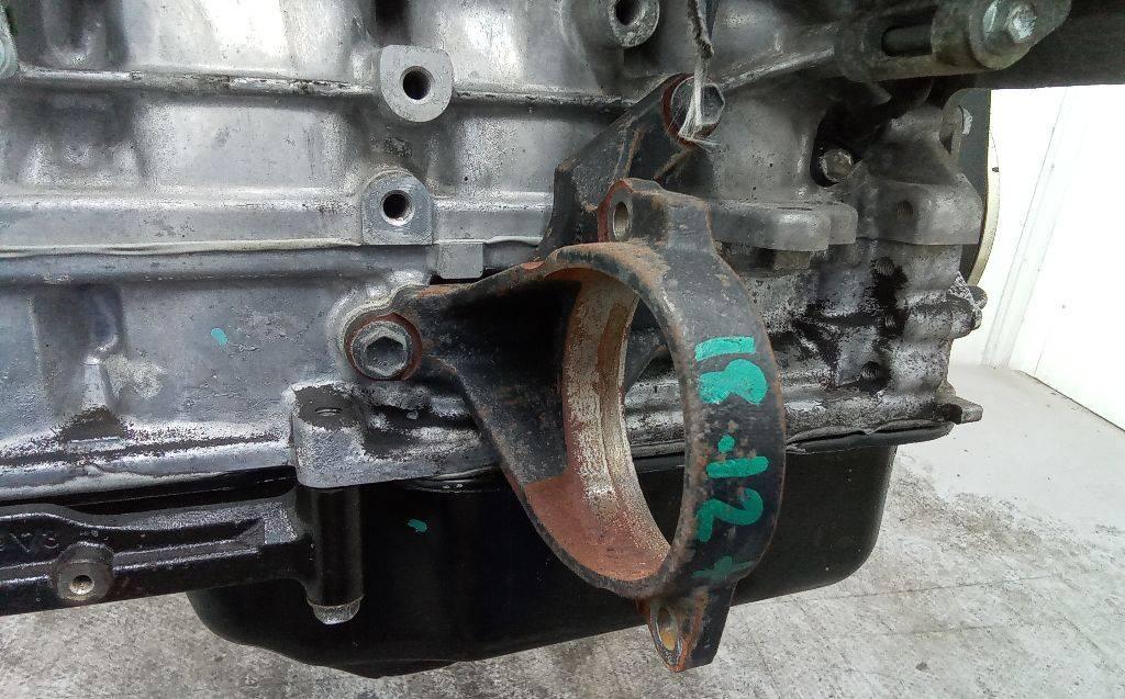 кронштейн полуоси Toyota Verso 1 поколение 2010, 2.0 л., дизель, МКПП - фото №1