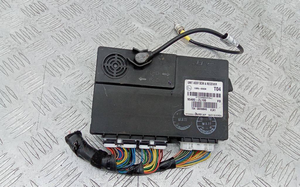 блок комфорта Hyundai i30 FD 2007, 95400-2L100 - фото №1