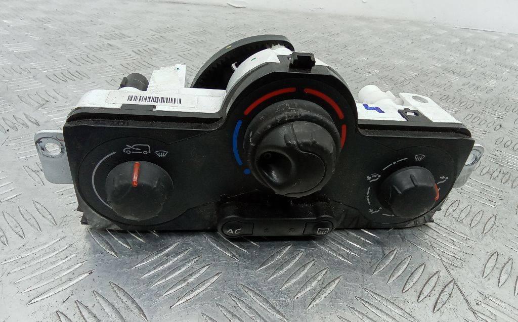 блок управления печки / климат-контроля Renault Kangoo 2 поколение 2012, 5F2140100 - фото №1