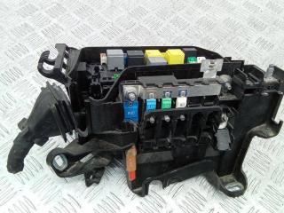 блок предохранителей Mercedes-Benz A-Класс W176 [рестайлинг] 2016, A2465403803