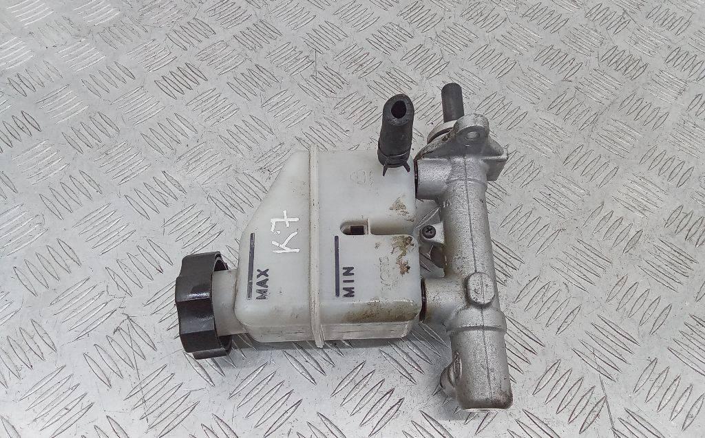 цилиндр тормозной главный Hyundai i30 FD 2008 - фото №1