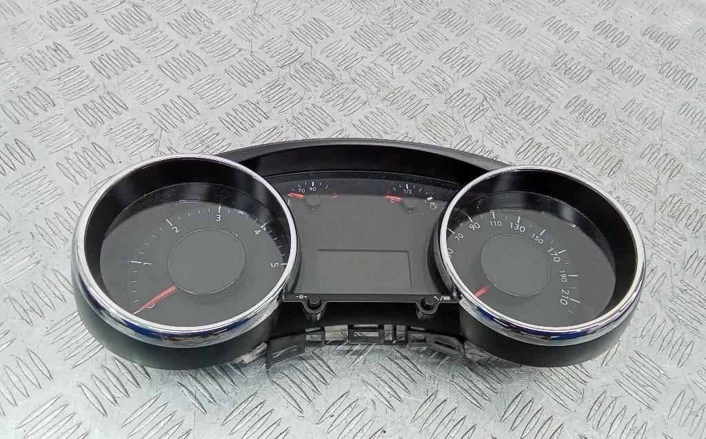 щиток приборов (приборная панель) Peugeot 5008 1 поколение 2012, 9666625680 - фото №1