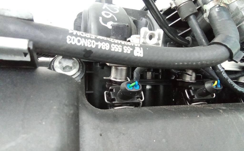 форсунка Opel Corsa D 2006, 1.2 л., бензин, МКПП - фото №1