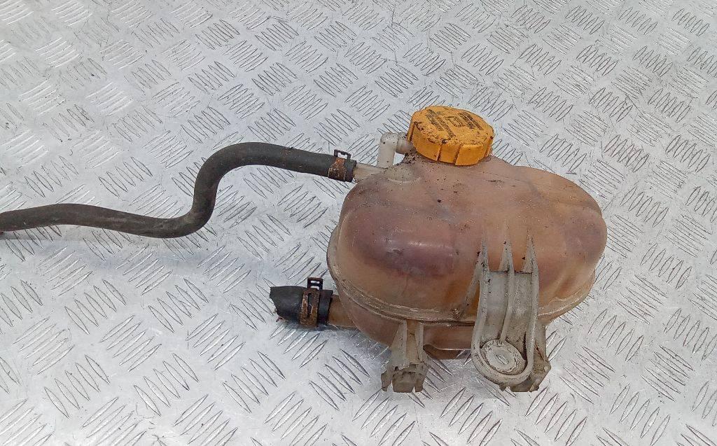 бачок расширительный Opel Corsa D 2006, 55702164 - фото №1