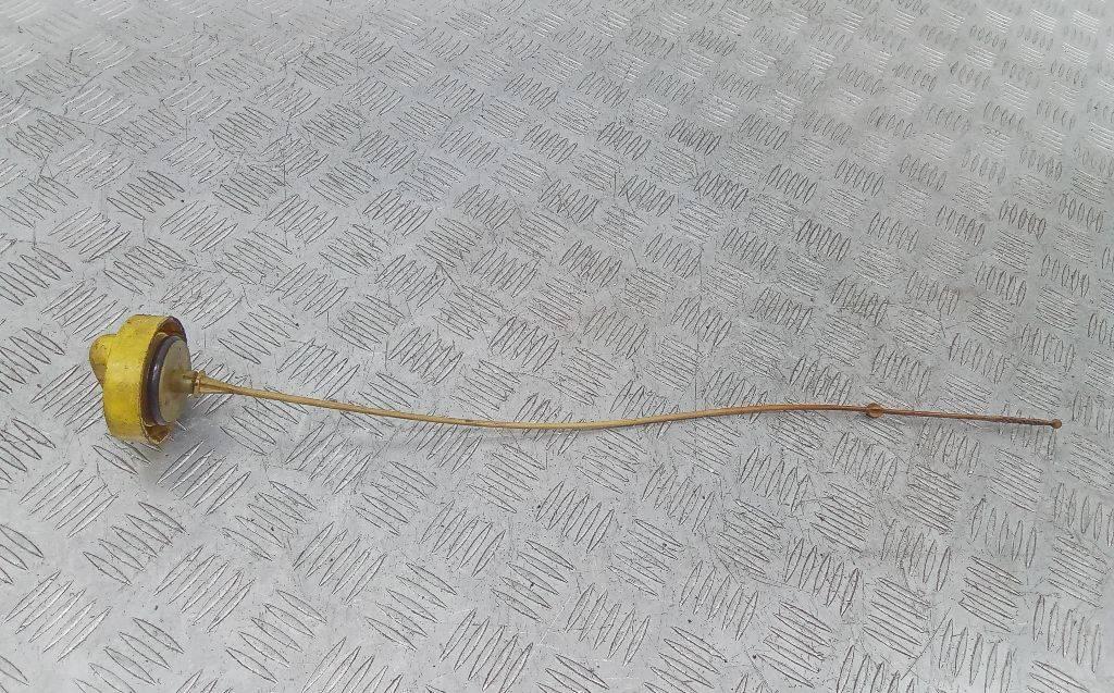 щуп двигателя Renault Megane 3 поколение 2011, 1.5 л., дизель, МКПП, 722794 - фото №1