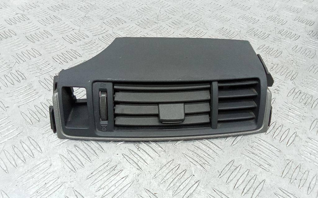 дефлектор обдува салона Toyota Verso 1 поколение 2009, 55670-0F030 - фото №1