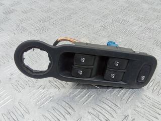 блок управления стеклоподъемниками Renault Modus 2 поколение 2008, 8200387776
