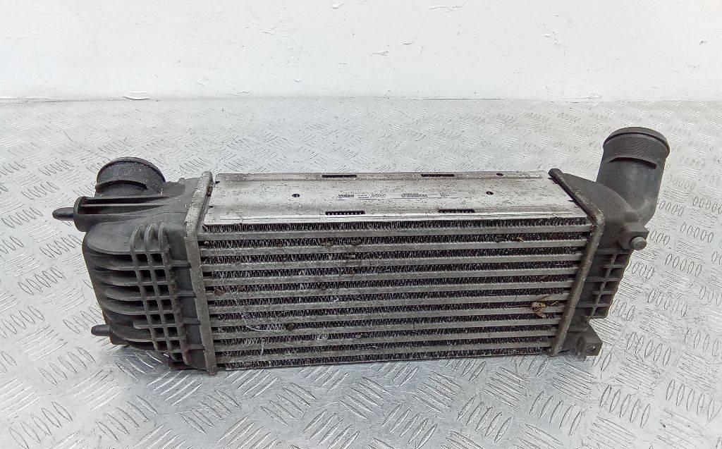 интеркулер Citroen C5 2 поколение 2008, 1.6 л., дизель, 9657073480 - фото №1