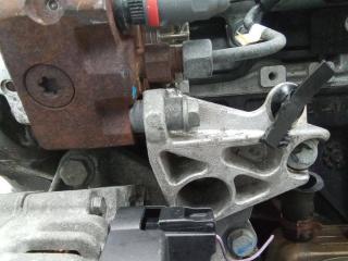 кронштейн ТНВД Renault Scenic 2 поколение [рестайлинг] 2006, 1.9 л., дизель, МКПП, 8200193773