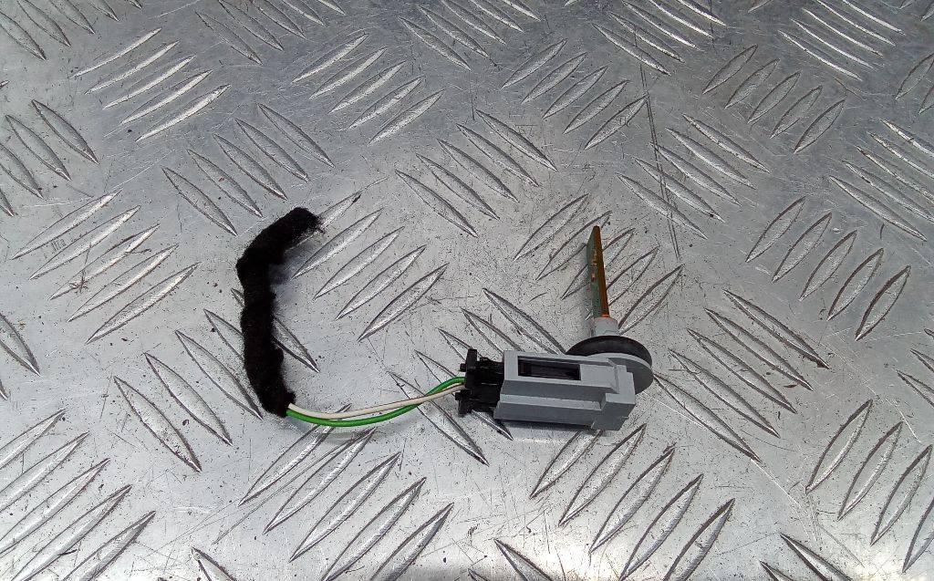 датчик температуры в выпускном коллекторе Audi A4 B9 2015, 3D0907543 - фото №1