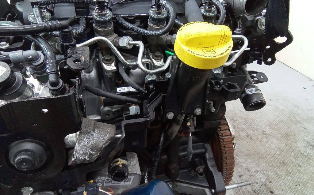 щуп двигателя Dacia Sandero 2 поколение 2013, 1.5 л., дизель, МКПП - фото №1