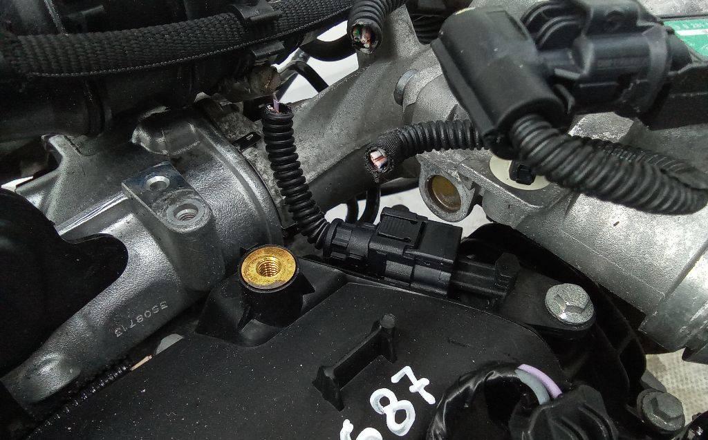 датчик распредвала Dacia Sandero 2 поколение 2013, 1.5 л., дизель, МКПП - фото №1