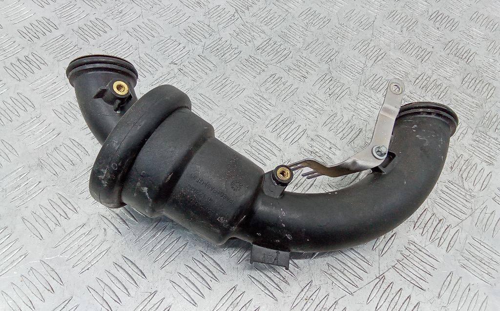 патрубок интеркулера Mercedes-Benz CLA-Класс C117 2015, 2.2 л., дизель, A6511400387 - фото №1