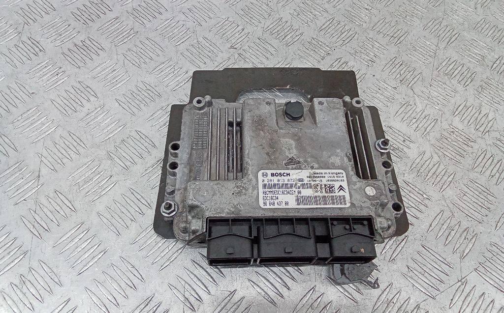 блок управления двигателем Peugeot 308 T7 2010, 1.6 л., дизель, МКПП, 9664843780 - фото №1