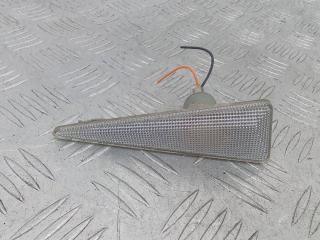 повторитель поворота на крыле левый Renault Scenic 2 поколение [рестайлинг] 2006, 8200633416