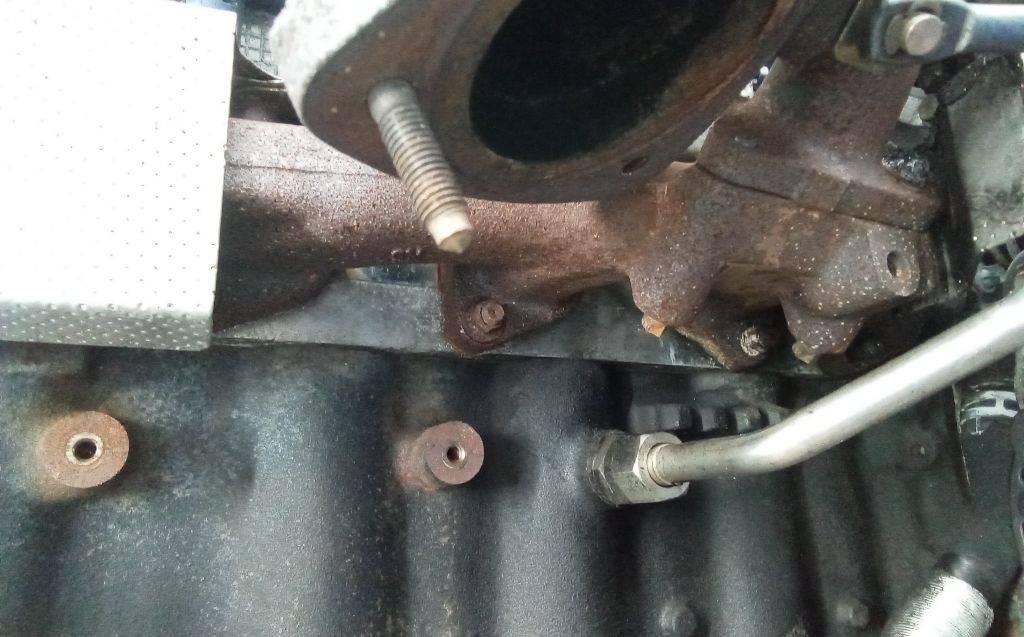 коллектор выпускной Opel Astra G 2000, 2.0 л., дизель, МКПП - фото №1