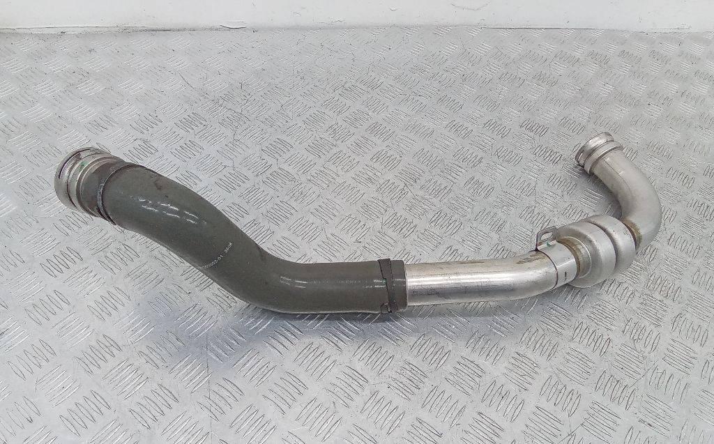 патрубок интеркулера Renault Megane 3 поколение 2010, 1.5 л., дизель, МКПП, MANC00052-01 - фото №1