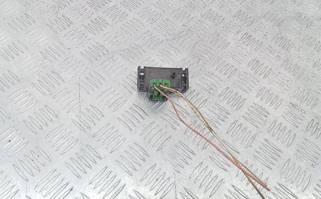 датчик абсолютного давления Volvo S40 1 поколение 1998, 8768063 - фото №1