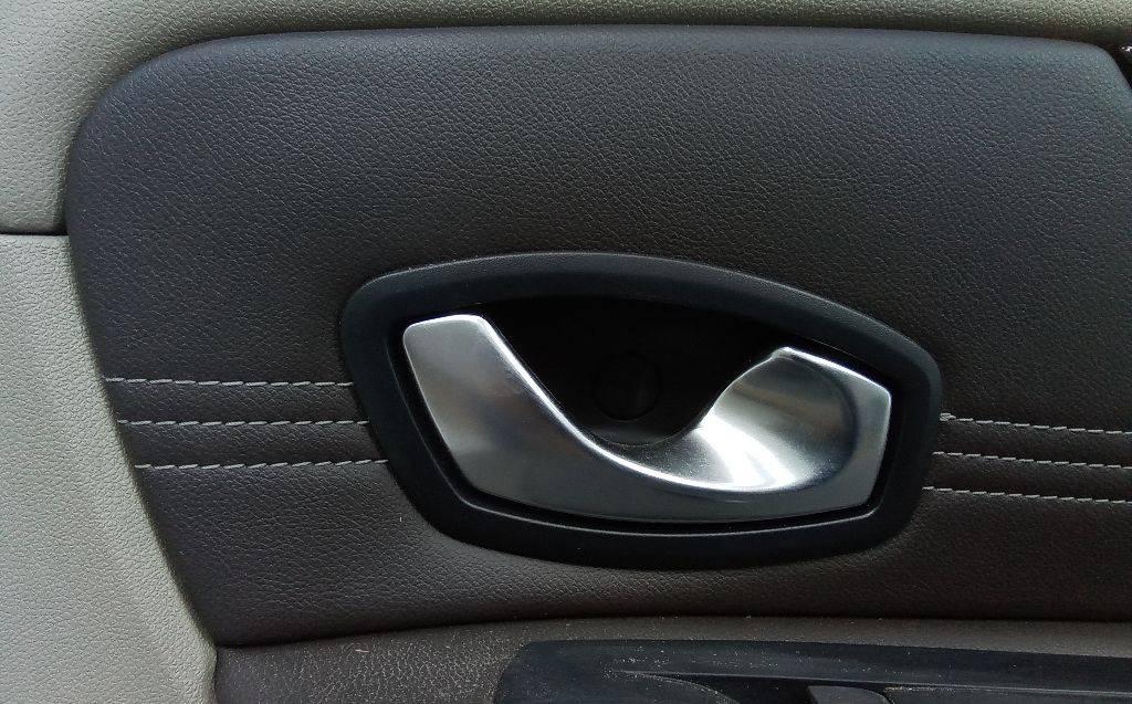 ручка внутренняя передняя правая Renault Grand Scenic 3 поколение 2010 - фото №1