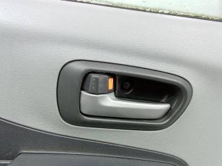 ручка внутренняя передняя левая Suzuki Alto 7 поколение 2011
