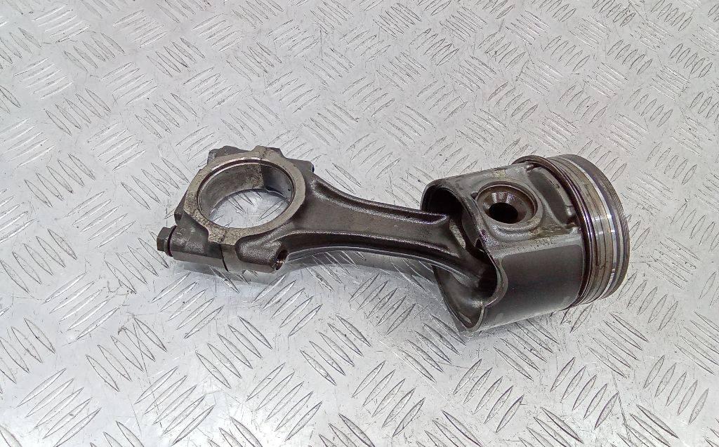 поршень IVECO Daily 4 поколение 2006, 2.8 л., дизель - фото №1