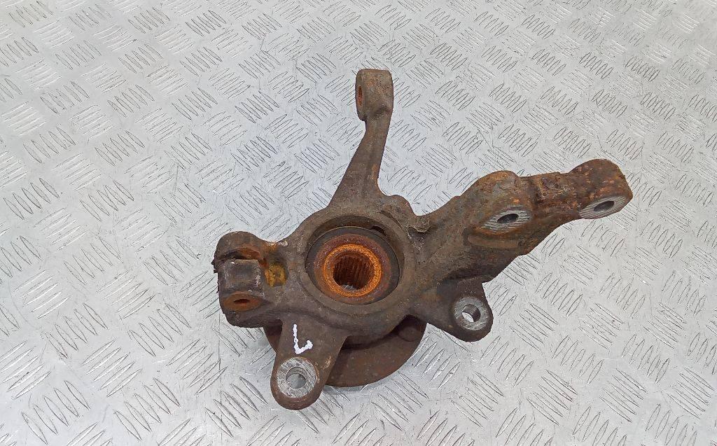 кулак поворотный левый Ford Fiesta 6 поколение 2011, 1.2 л., бензин - фото №1