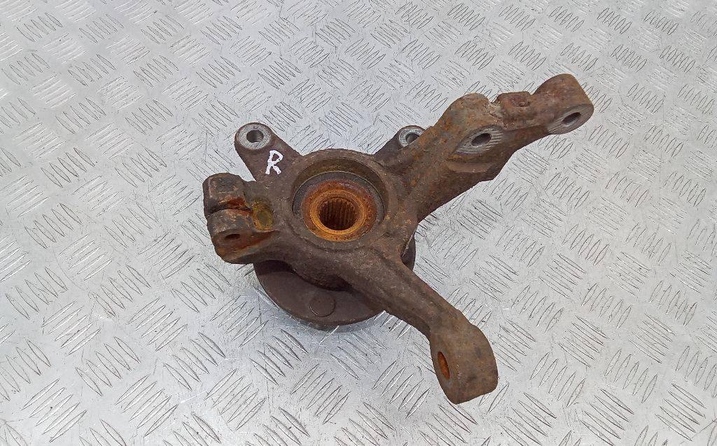 кулак поворотный правый Ford Fiesta 6 поколение 2011, 1.2 л., бензин - фото №1