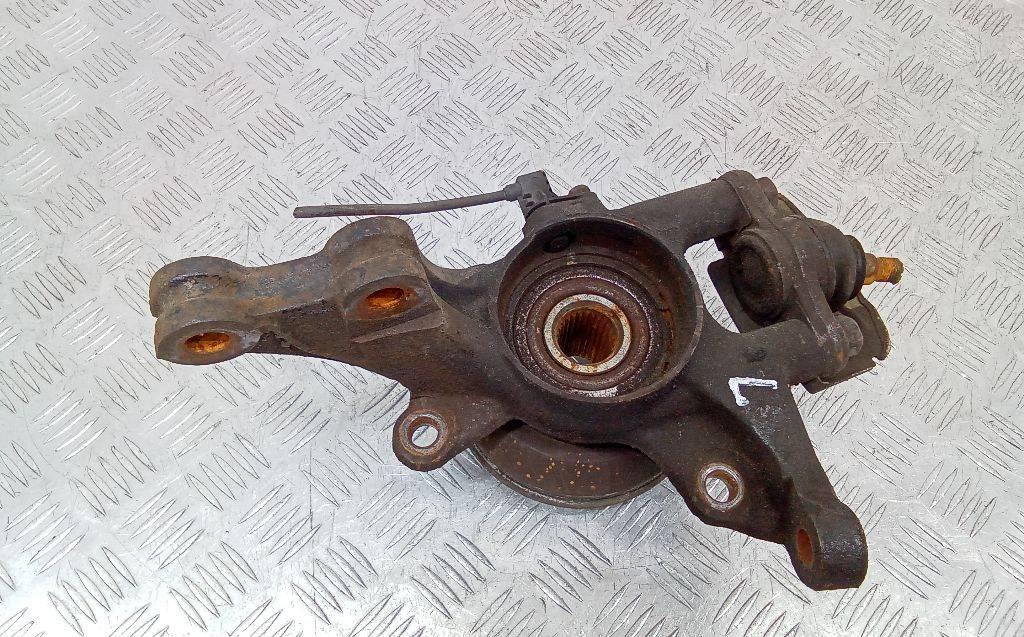 кулак поворотный левый Hyundai i30 FD 2008, 1.6 л., дизель - фото №1