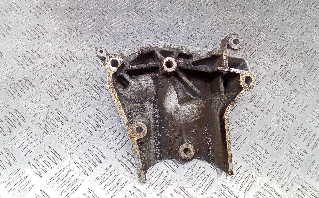 кронштейн двигателя Opel Corsa D 2008, 1.3 л., дизель, МКПП, 428702815 - фото №1