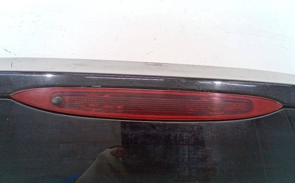 дополнительный стоп-сигнал Renault Modus 2 поколение 2008 - фото №1