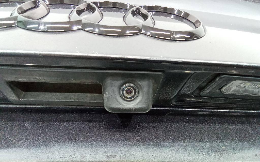 камера заднего вида Audi A4 B9 2015 - фото №1