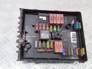 блок предохранителей Volkswagen Golf 5 поколение 2006, 9652474680