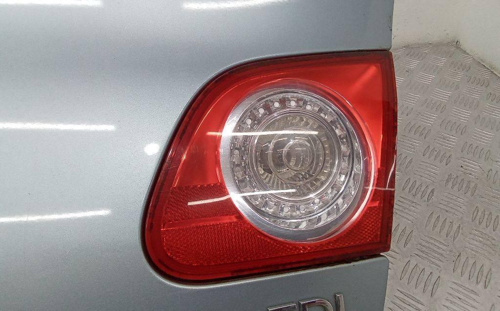 фонарь крышки багажника правый Volkswagen Passat B6 2009, седан - фото №1