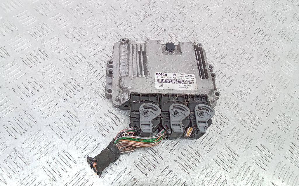 блок управления двигателем Renault Megane 3 поколение 2010, 1.9 л., дизель, МКПП, 237100055R, 0281015798 - фото №1