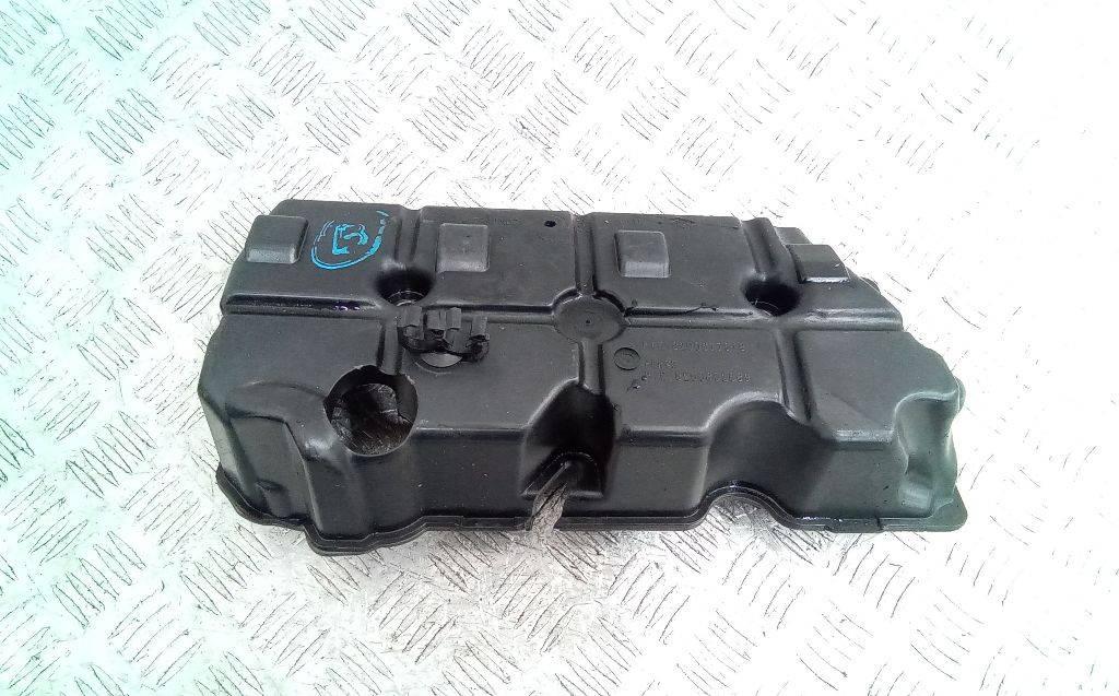 декоративная крышка двигателя Renault Megane 3 поколение 2010, 1.9 л., дизель, МКПП, 8200677518 - фото №1