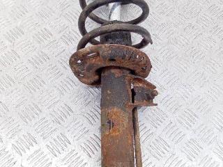 амортизатор передний Volkswagen Golf 5 поколение 2005, 1.9 л., дизель, 1T0413031