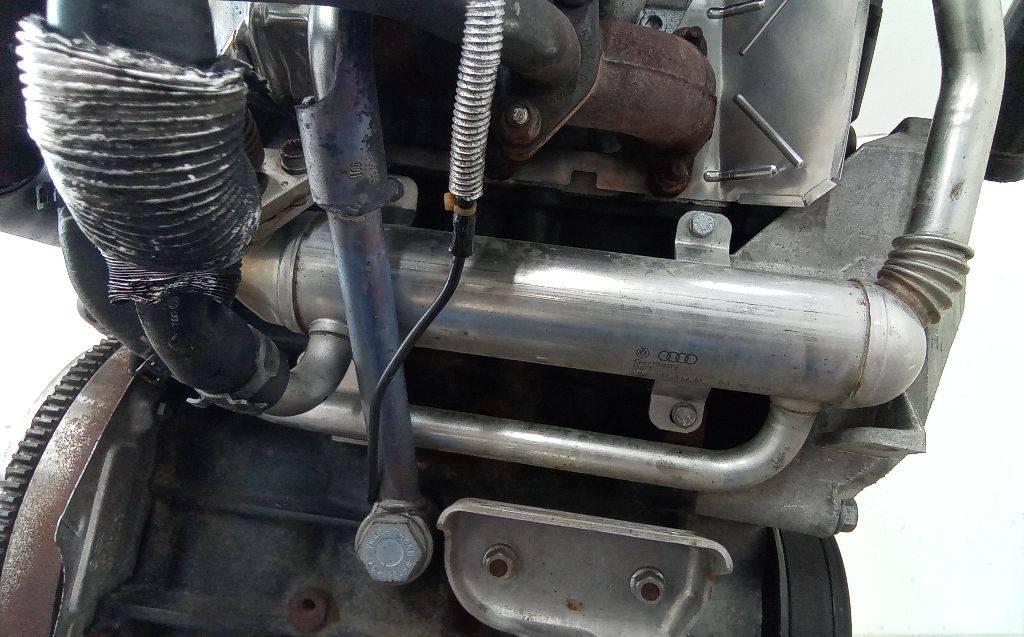 охладитель EGR / Радиатор EGR SEAT Ibiza 4 поколение 2009, 1.4 л., дизель, МКПП, 045131513 - фото №1