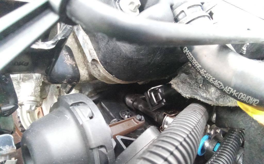 форсунка Opel Corsa D 2008, 1.2 л., бензин, МКПП - фото №1