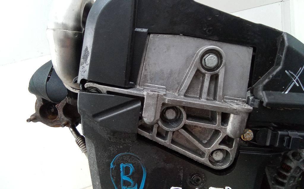 кронштейн двигателя Renault Modus 1 поколение 2005, 1.5 л., дизель, МКПП, 8200206982 - фото №1