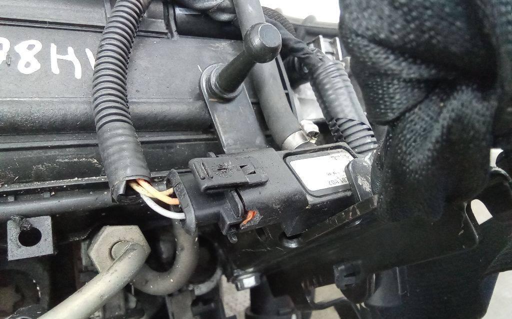 датчик абсолютного давления Renault Modus 1 поколение 2005, 1.5 л., дизель, МКПП, 8200225971 - фото №1