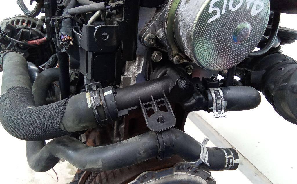 корпус термостата Renault Modus 1 поколение 2005, 1.5 л., дизель, МКПП - фото №1