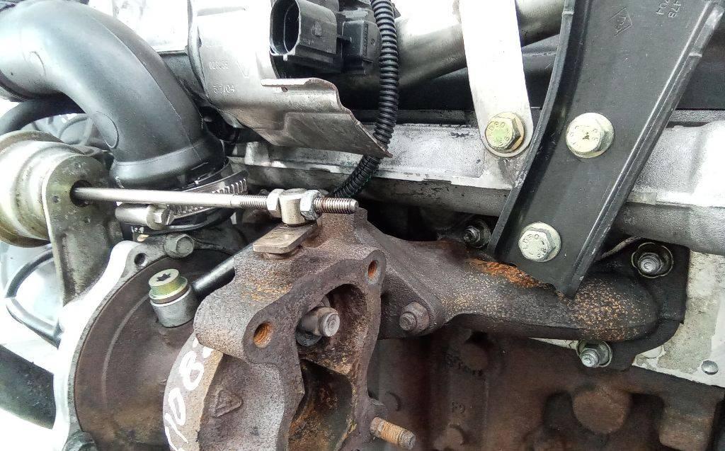 коллектор выпускной Renault Modus 1 поколение 2005, 1.5 л., дизель, МКПП - фото №1