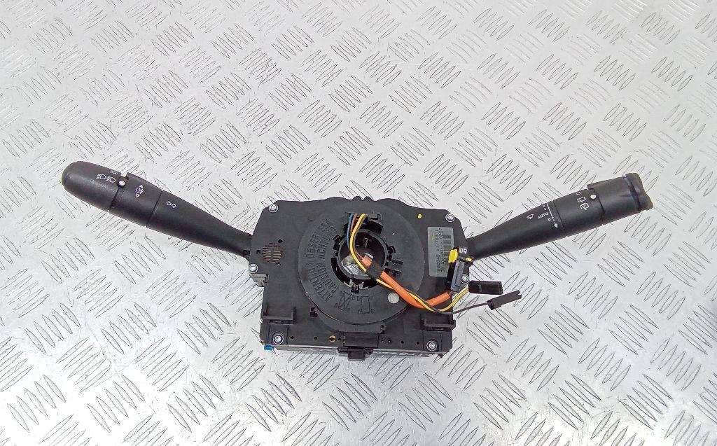 переключатель подрулевой (стрекоза) Citroen C2 1 поколение 2005, 96576769XT - фото №1