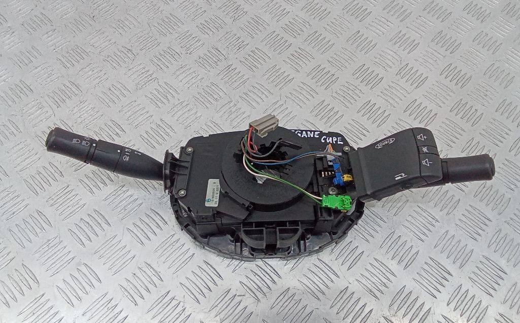 переключатель подрулевой (стрекоза) Renault Megane 2 поколение 2005, 8200216450 - фото №1