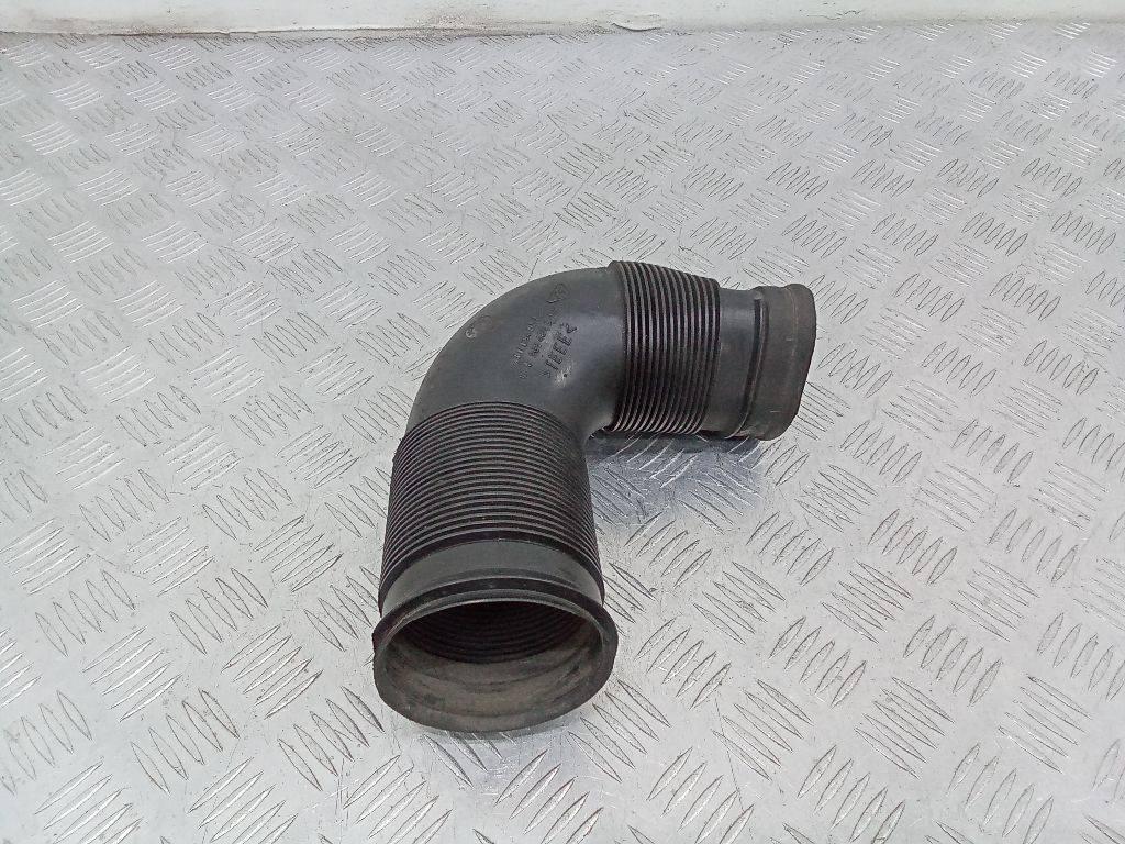 патрубок воздушного фильтра Mercedes-Benz C-Класс W203/S203/CL203 2002, A6110940587 - фото №1