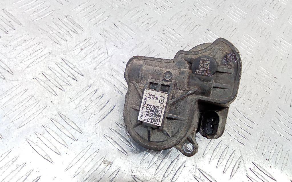 электроручник Volkswagen T-Roc 1 поколение 2018, 5Q0615406 - фото №1