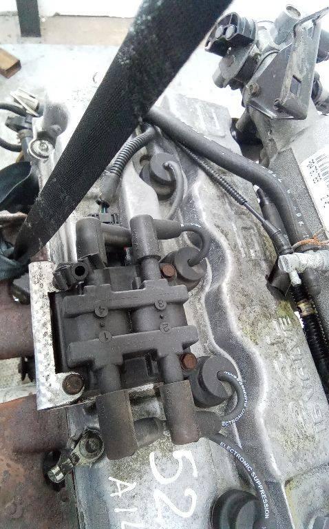 катушка зажигания Chrysler Voyager 3 поколение 1997, 2.4 л., бензин, МКПП, 04609103 - фото №1