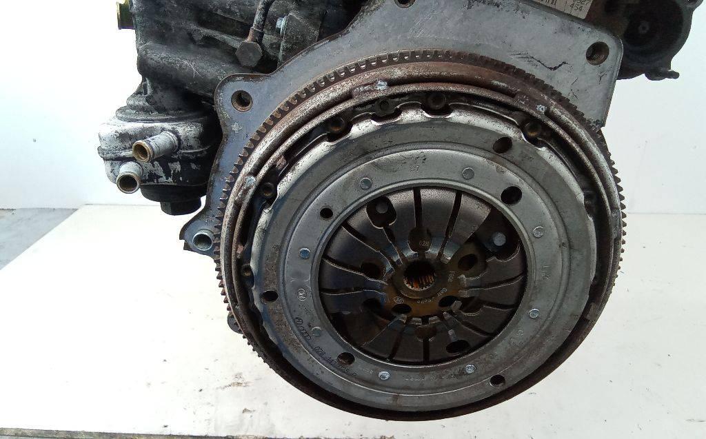 комплект сцепления Audi A3 8L 1997, 1.9 л., дизель, МКПП, 028141035 - фото №1